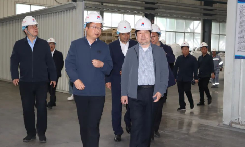 省人大環資委副主任吳忠華帶隊蒞臨明泰鋁業開展立法調研